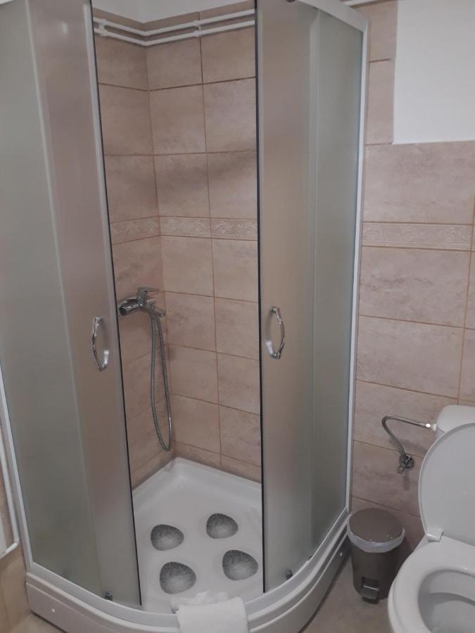 Rita Apartman & Studio Ζρένιανιν Εξωτερικό φωτογραφία
